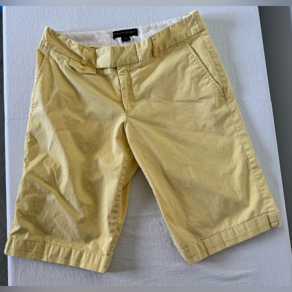 Banana republic Yellow Women's Bermuda Shorts chino stretch